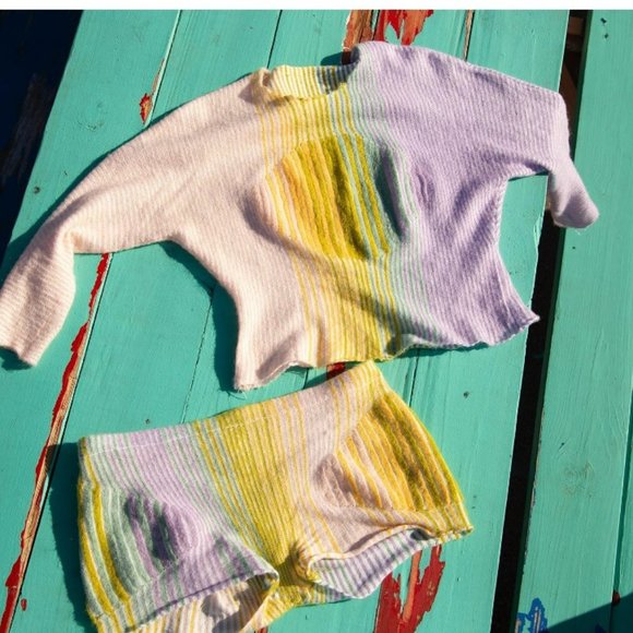 Novvaks Knits Pastel Ombre Handknit Crop Sweater - Picture 5 of 16